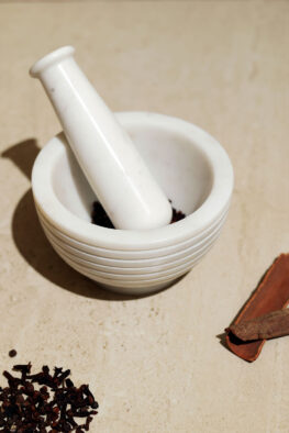 Heavy-Duty Grinder for Spices, Herbs & Masalas